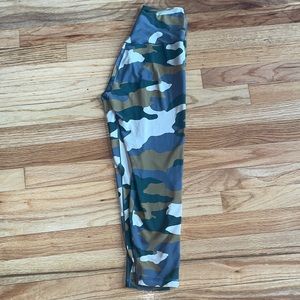 Aerie Camo Leggings